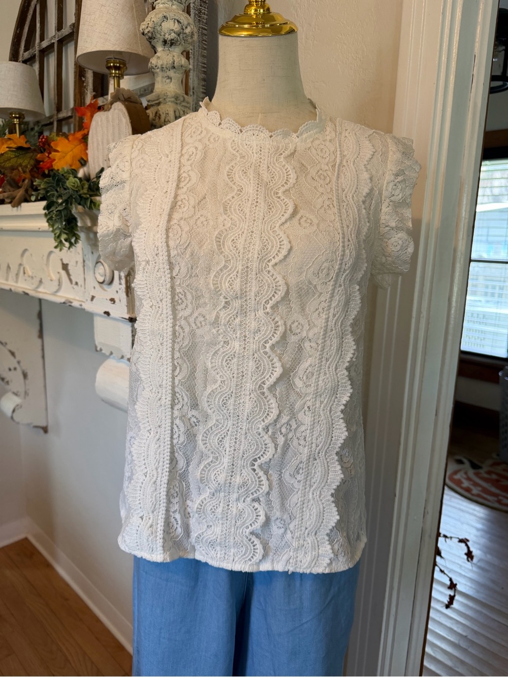 White Lace Sleeveless Blouse